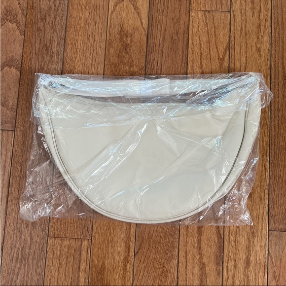 Uniqlo Faux Leather Round Shoulder Bag - Off White - Picture 9 of 10